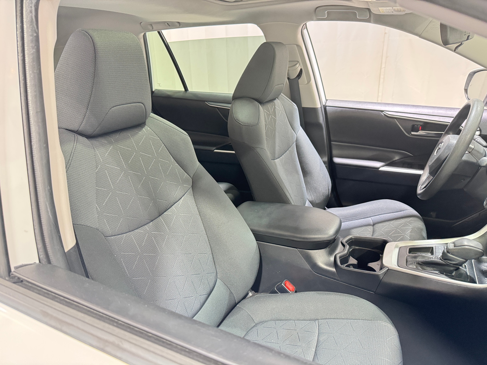 Thumbnail: 2020 Toyota RAV4 - 2