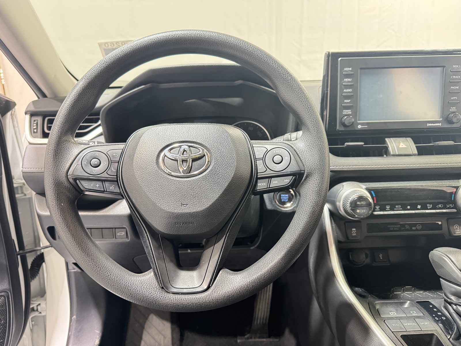 Thumbnail: 2020 Toyota RAV4 - 5