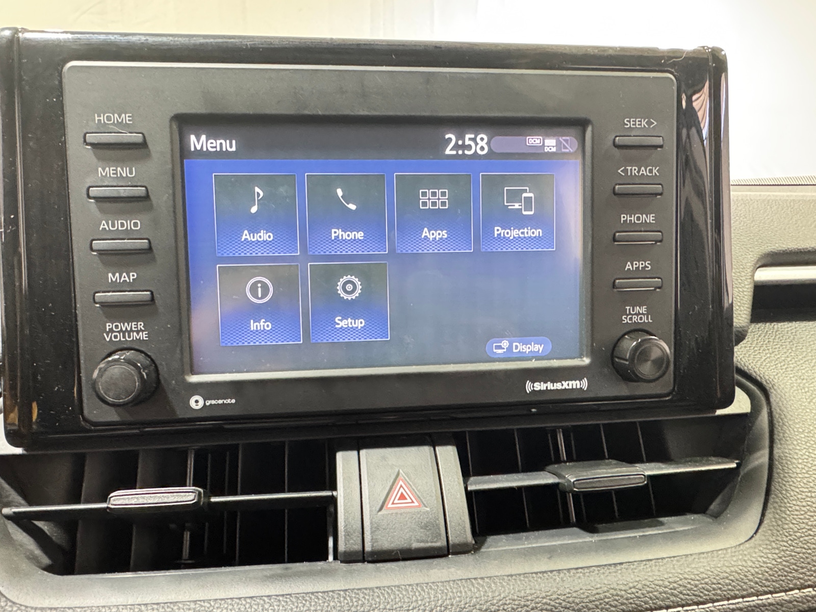 Thumbnail: 2020 Toyota RAV4 - 4