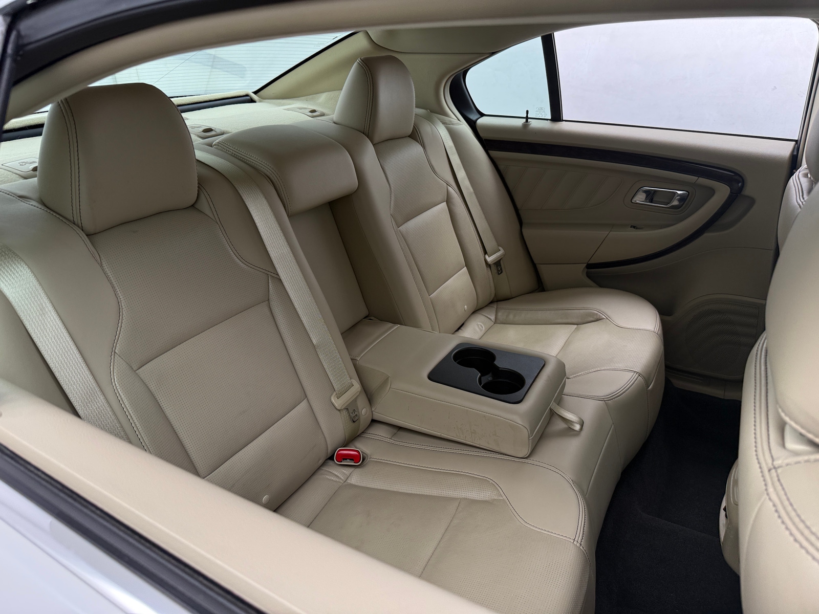 Thumbnail: 2018 Ford Taurus - 5