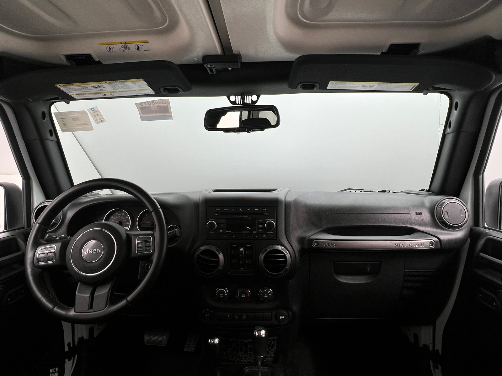 Thumbnail: 2015 Jeep Wrangler - 3