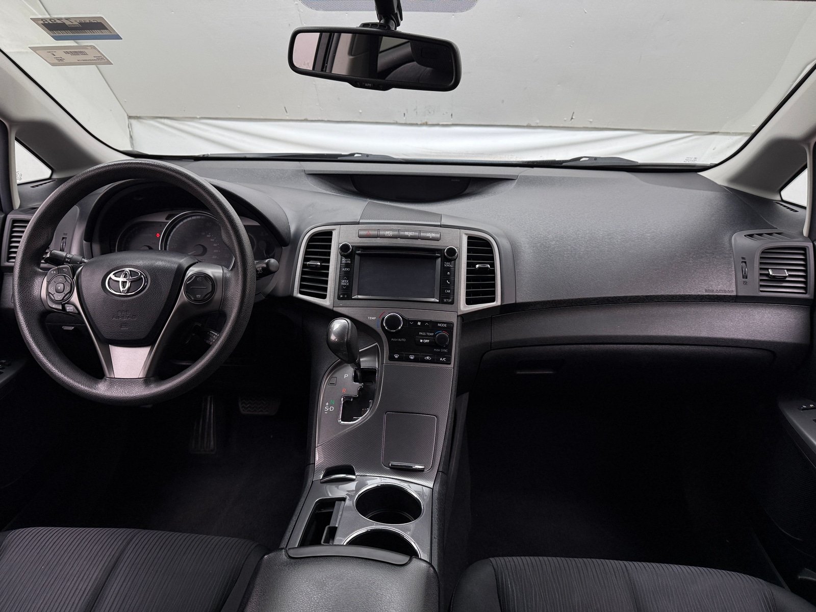 Thumbnail: 2013 Toyota Venza - 3