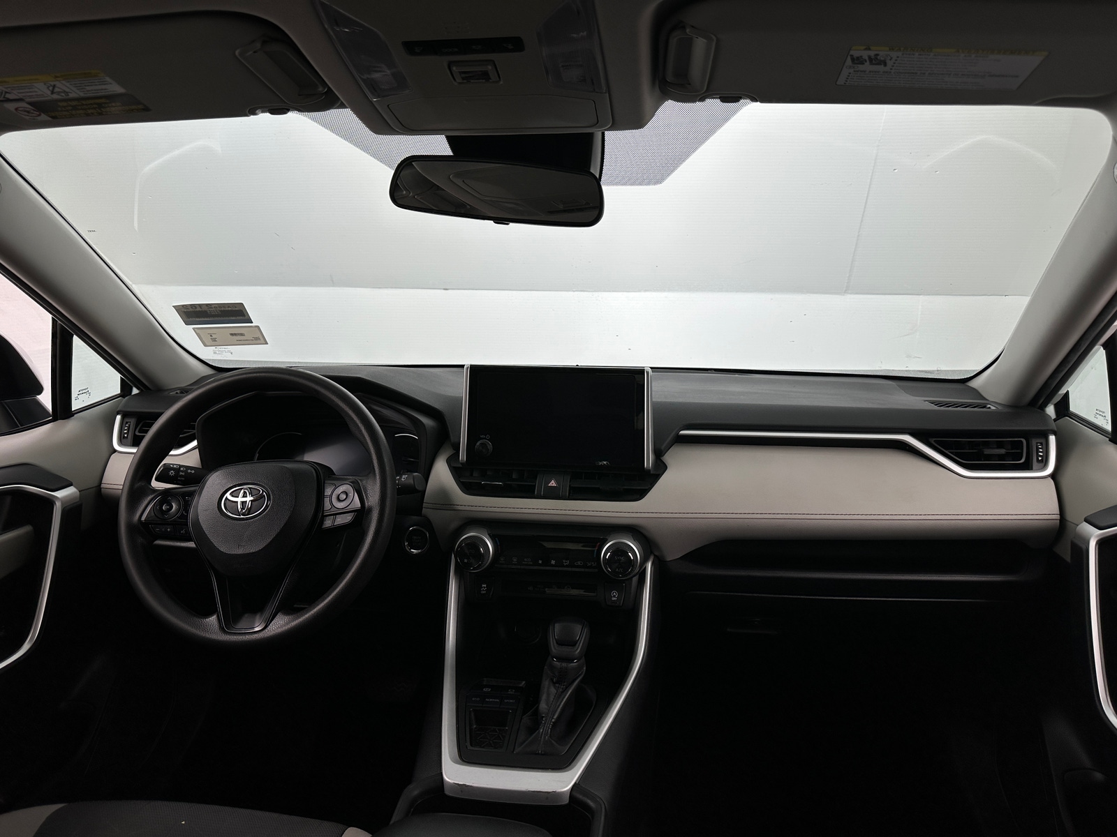 Thumbnail: 2024 Toyota RAV4 - 3