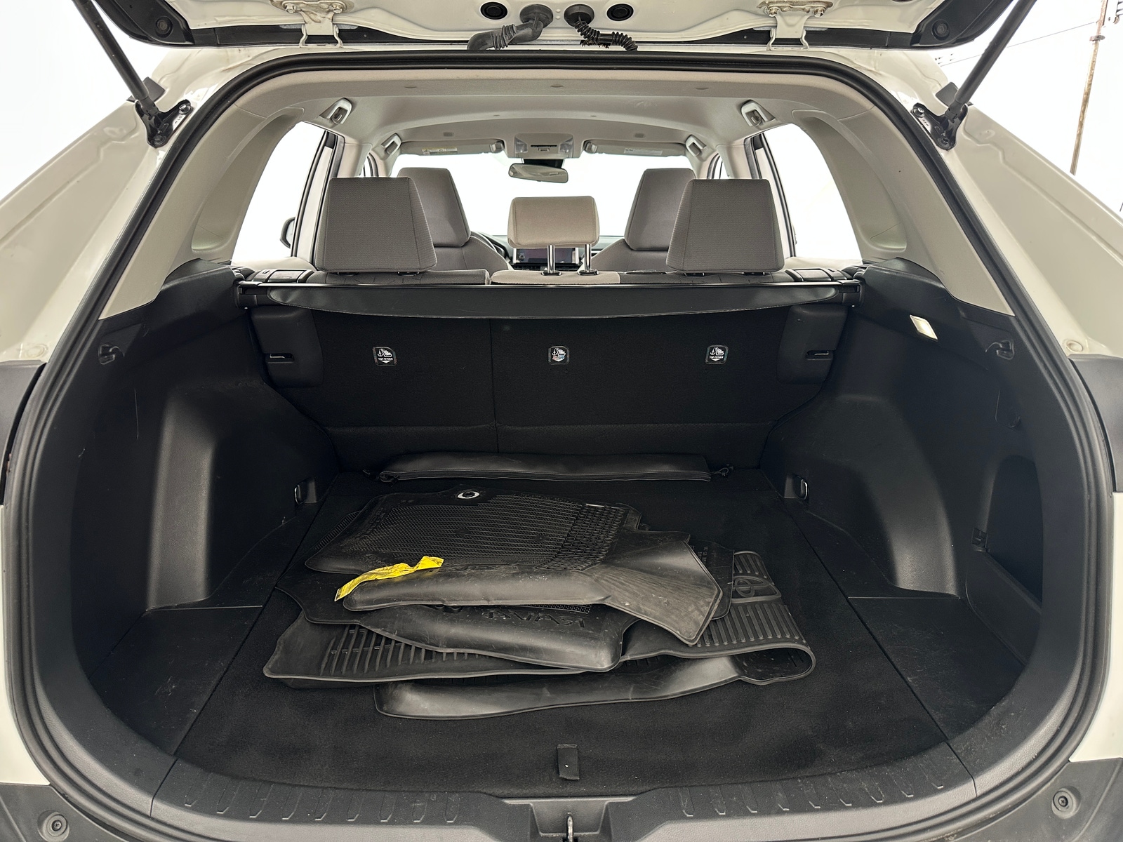 Thumbnail: 2024 Toyota RAV4 - 7