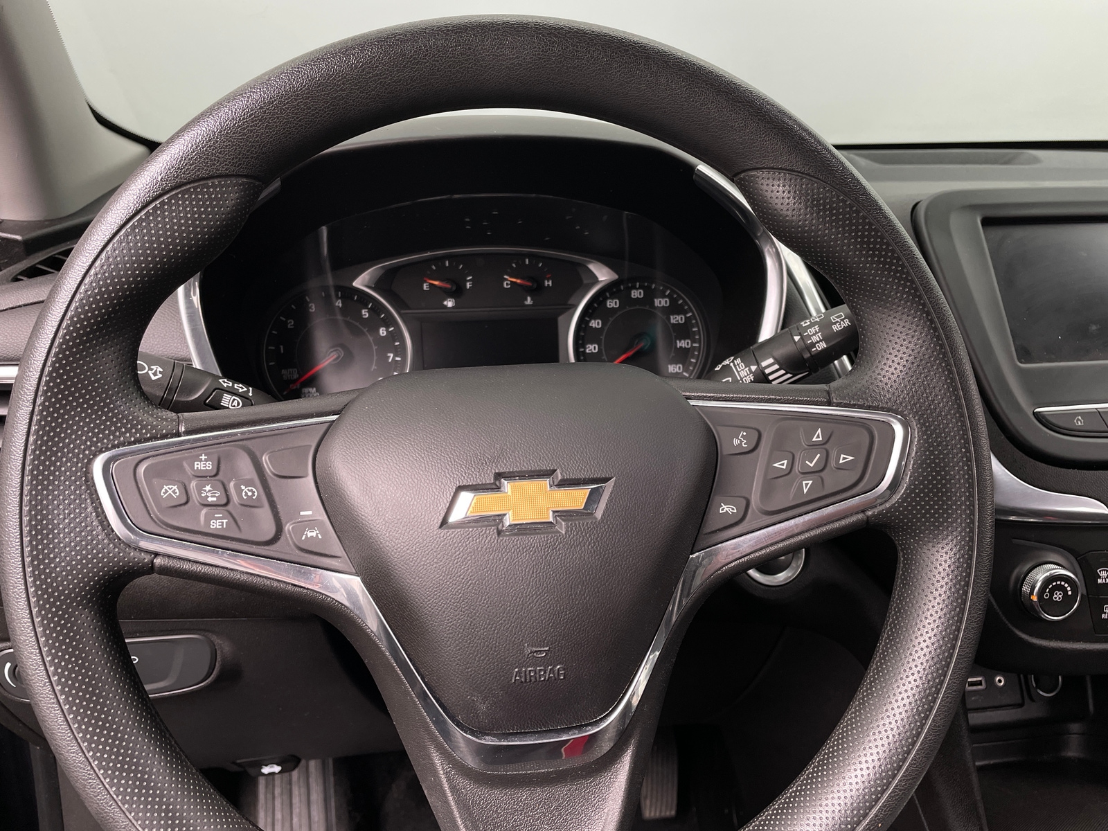 Thumbnail: 2020 Chevrolet Equinox - 5