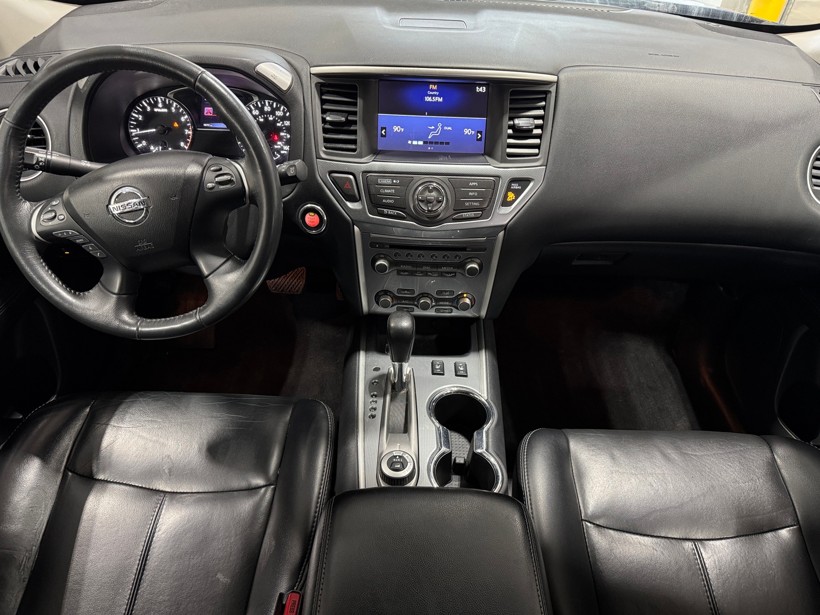 Thumbnail: 2017 Nissan Pathfinder - 2