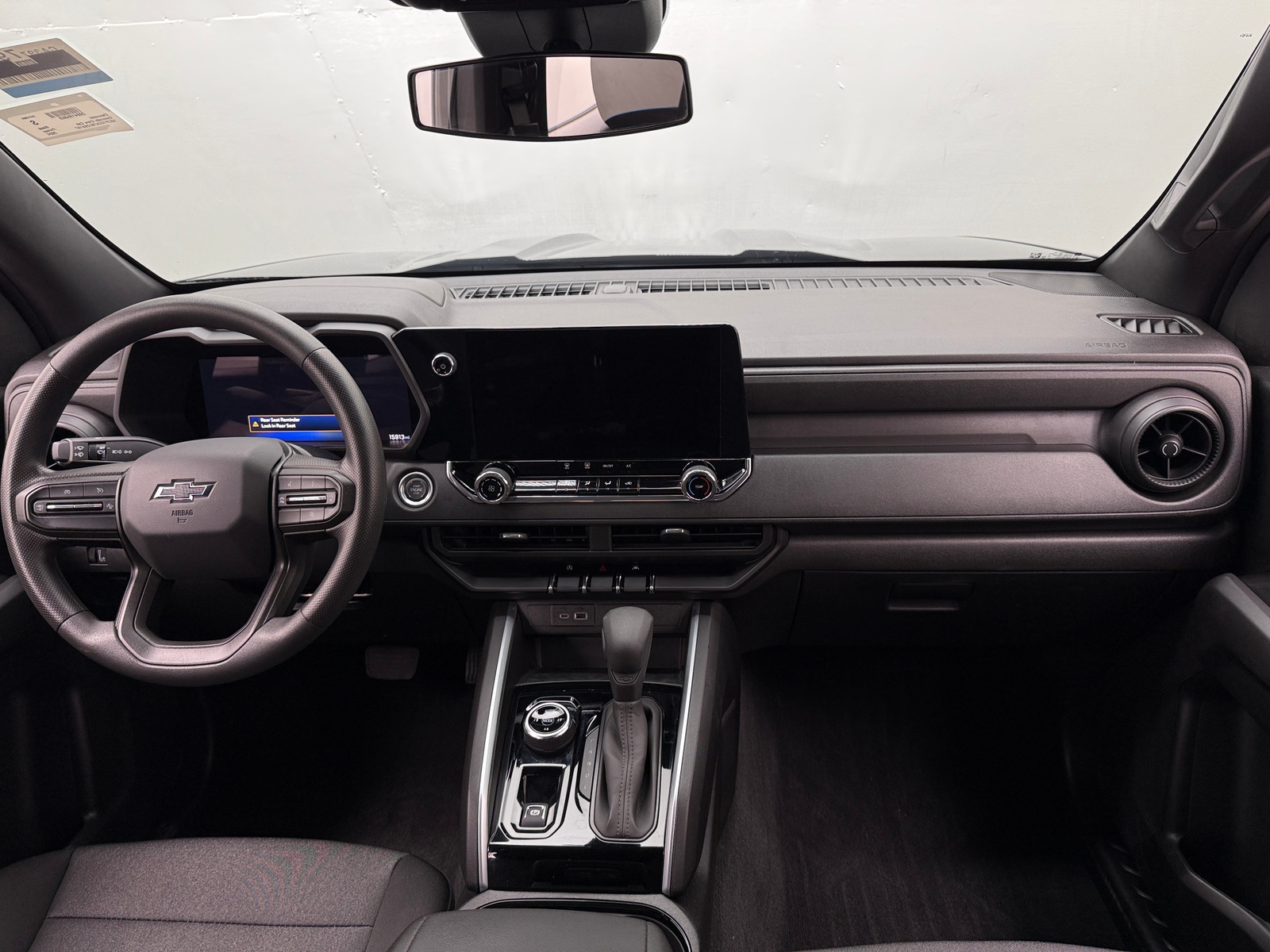 Thumbnail: 2024 Chevrolet Colorado - 3