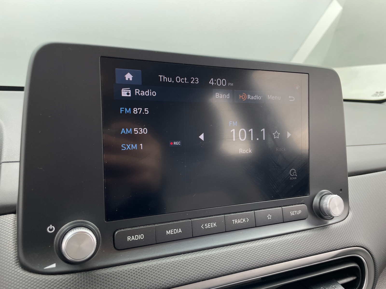 Thumbnail: 2023 Hyundai Kona - 4