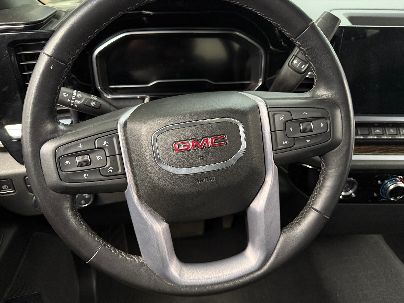 Thumbnail: 2022 GMC Sierra 1500 - 5