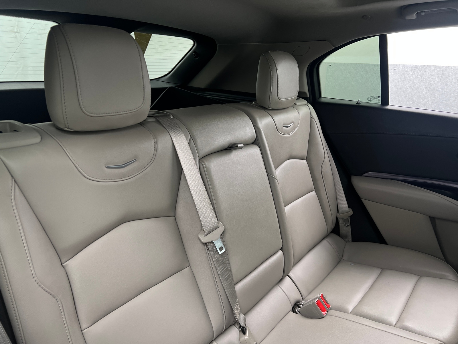 Thumbnail: 2023 Cadillac XT4 - 5