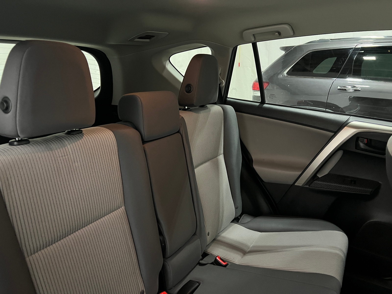 Thumbnail: 2015 Toyota RAV4 - 6