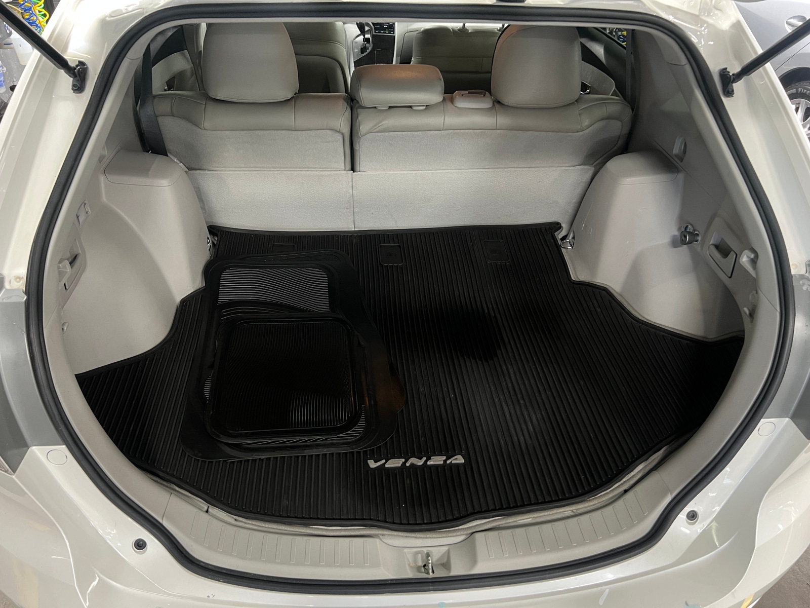 Thumbnail: 2015 Toyota Venza - 7