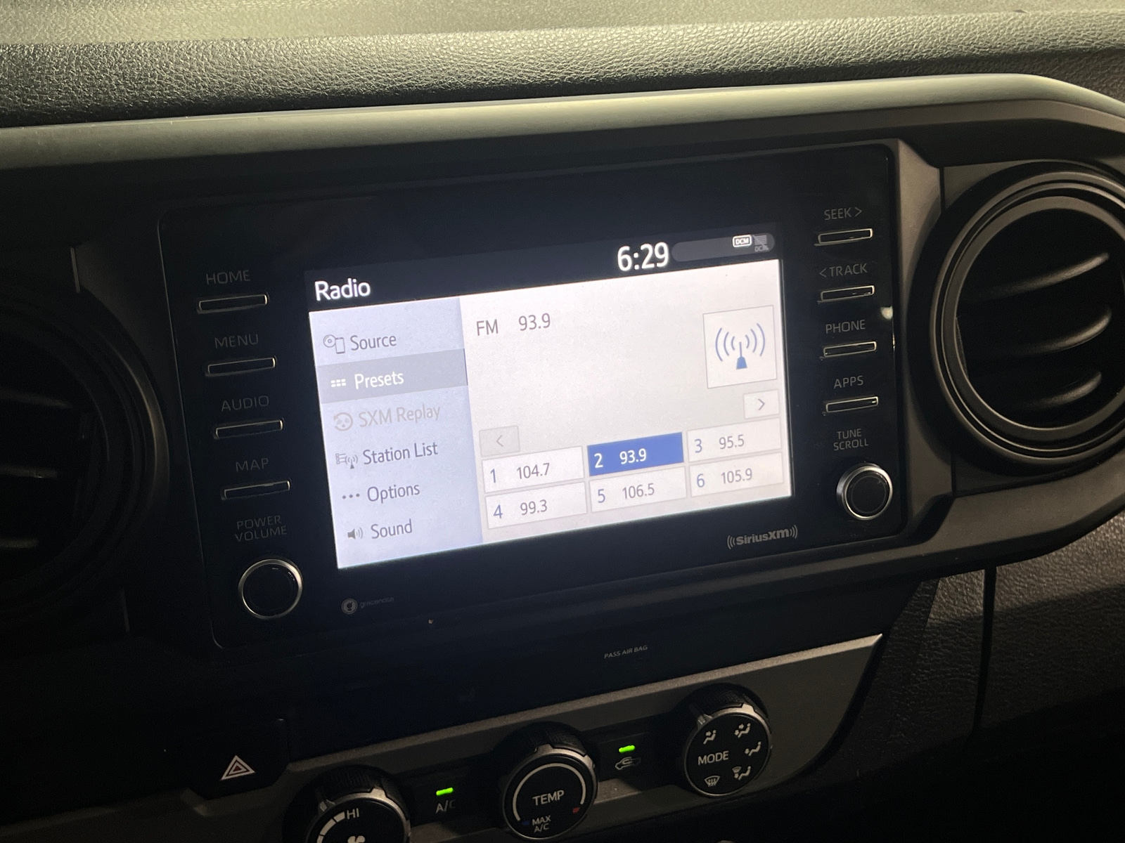 Thumbnail: 2021 Toyota Tacoma - 4