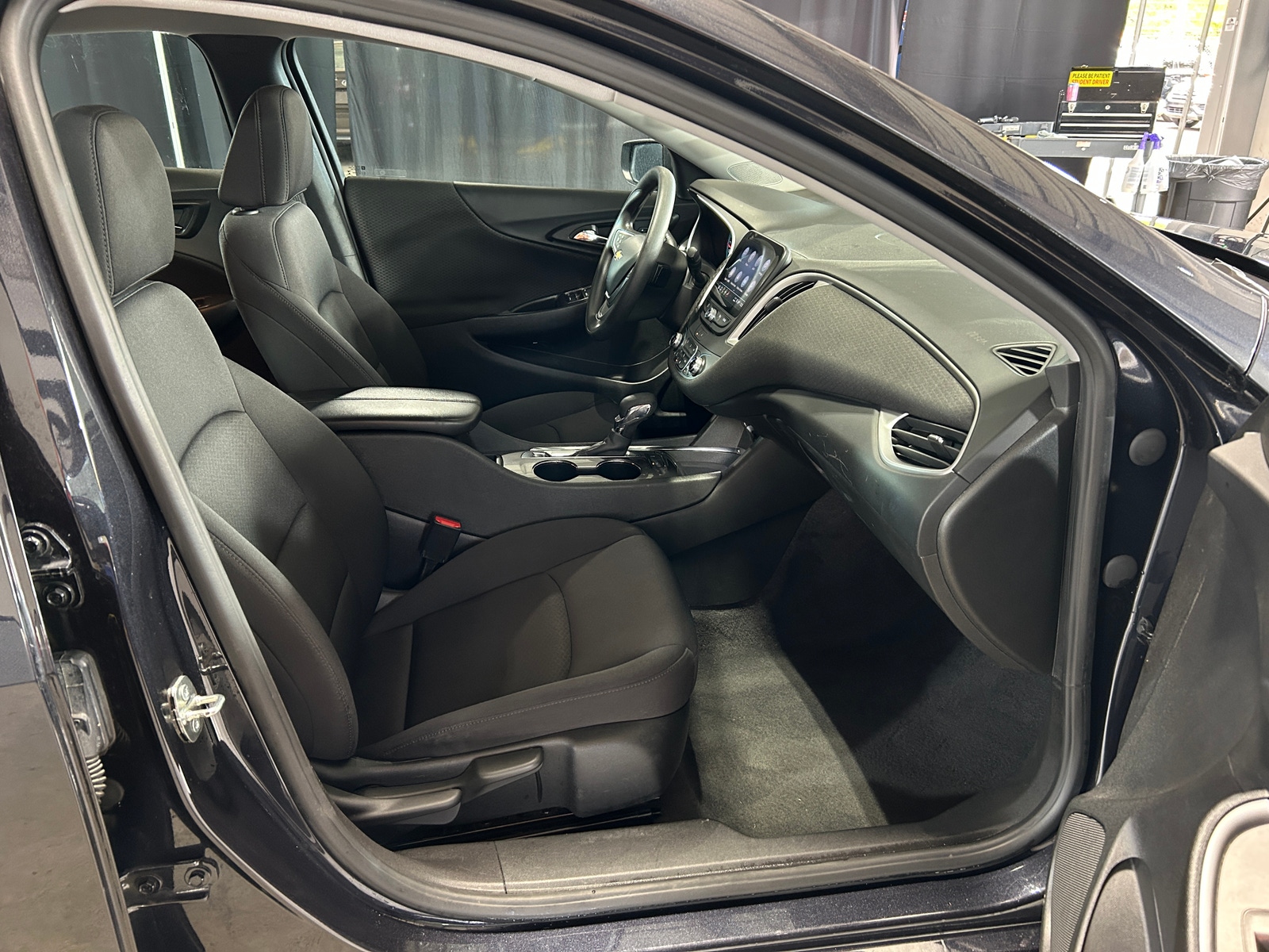 Thumbnail: 2023 Chevrolet Malibu - 2