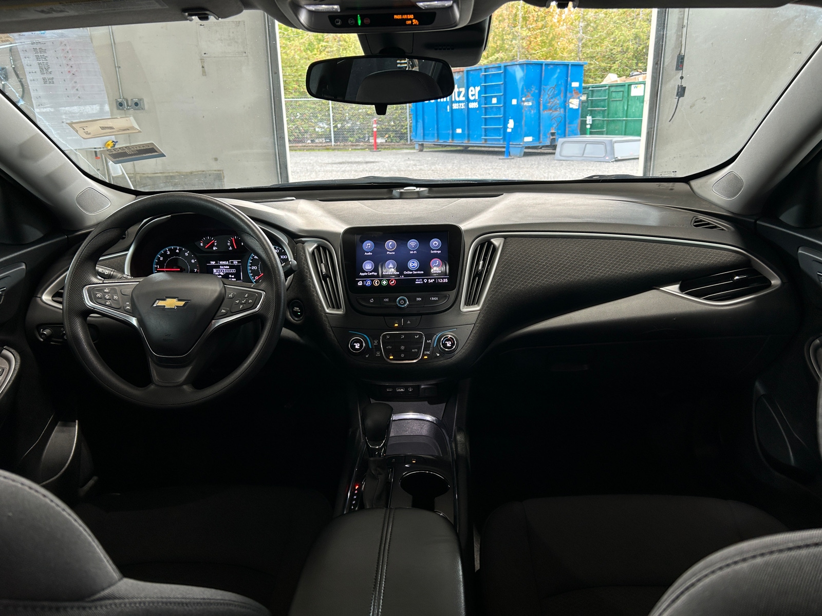 Thumbnail: 2023 Chevrolet Malibu - 3