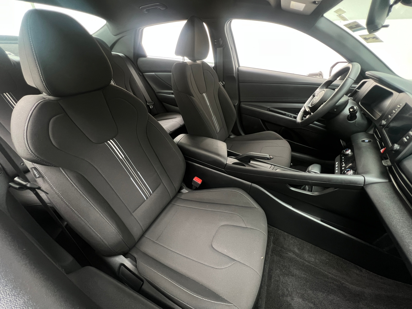 Thumbnail: 2025 Hyundai Elantra - 2