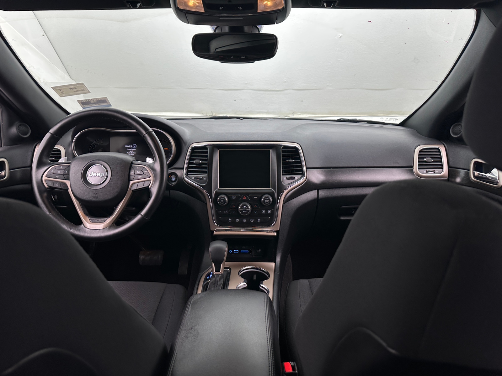 Thumbnail: 2017 Jeep Grand Cherokee - 3