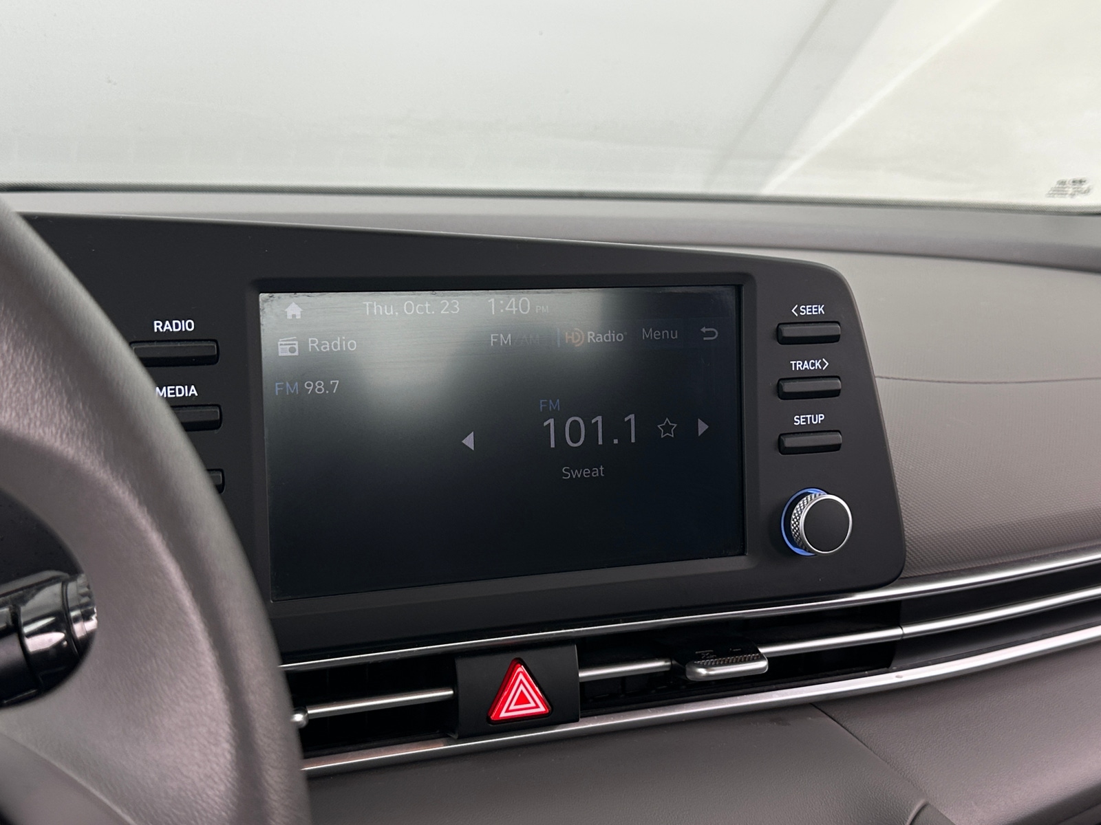 Thumbnail: 2024 Hyundai Elantra - 4