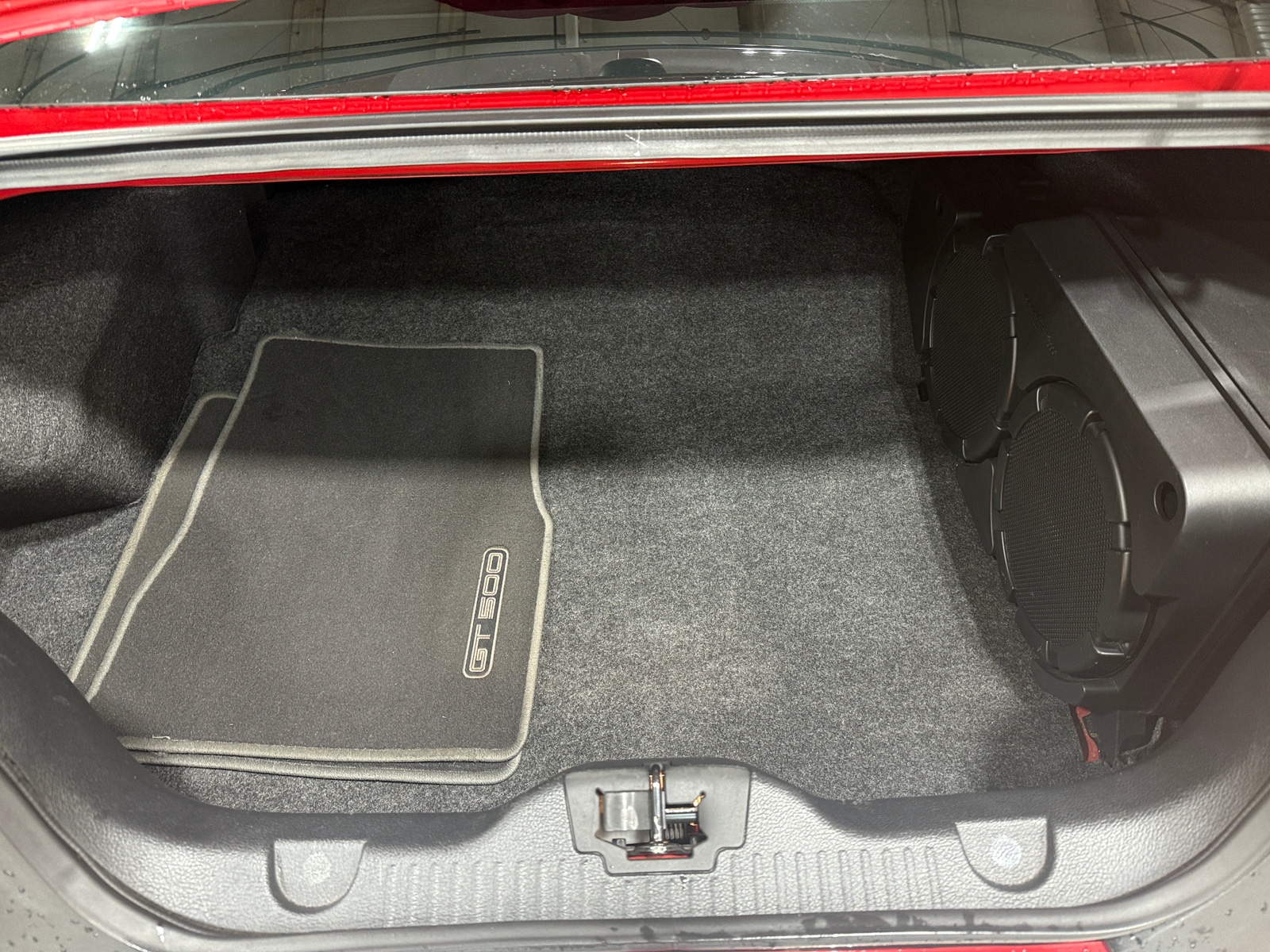 Thumbnail: 2010 Ford Mustang - 4