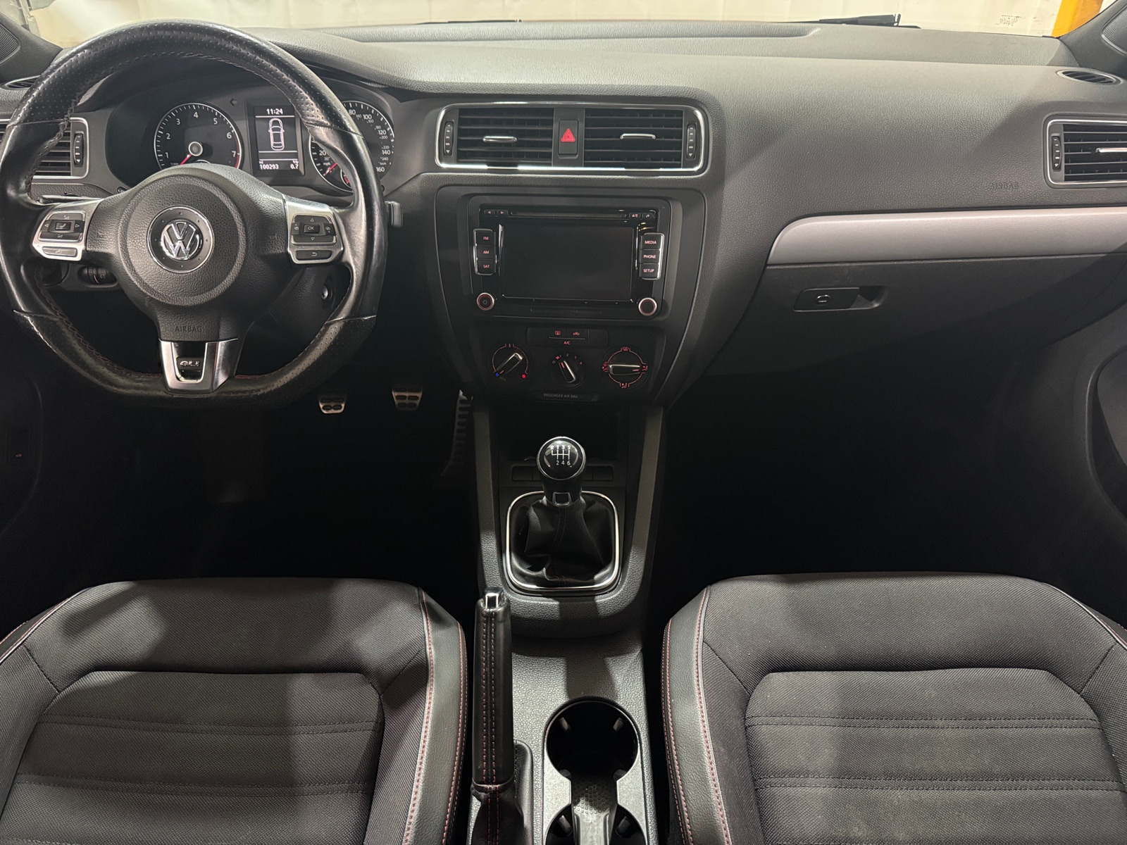 Thumbnail: 2013 Volkswagen Jetta - 3