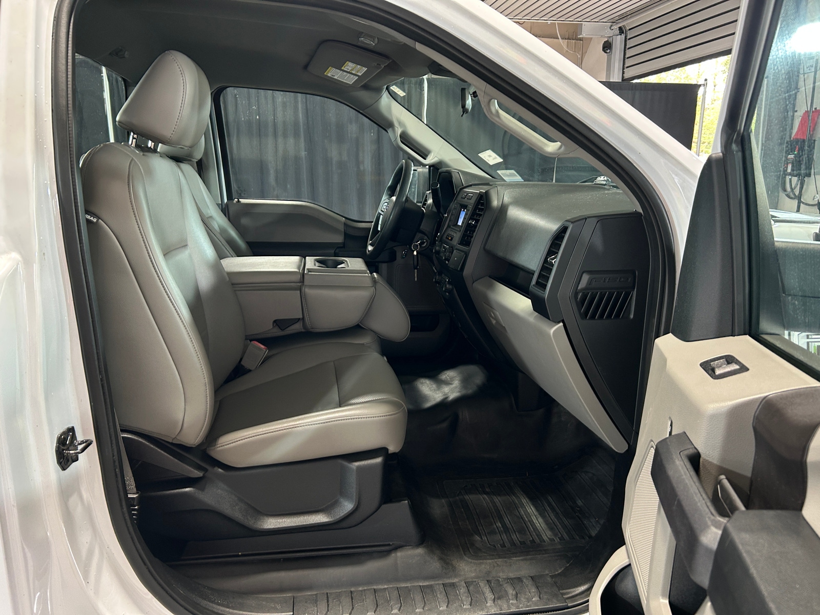 Thumbnail: 2019 Ford Econoline - 2