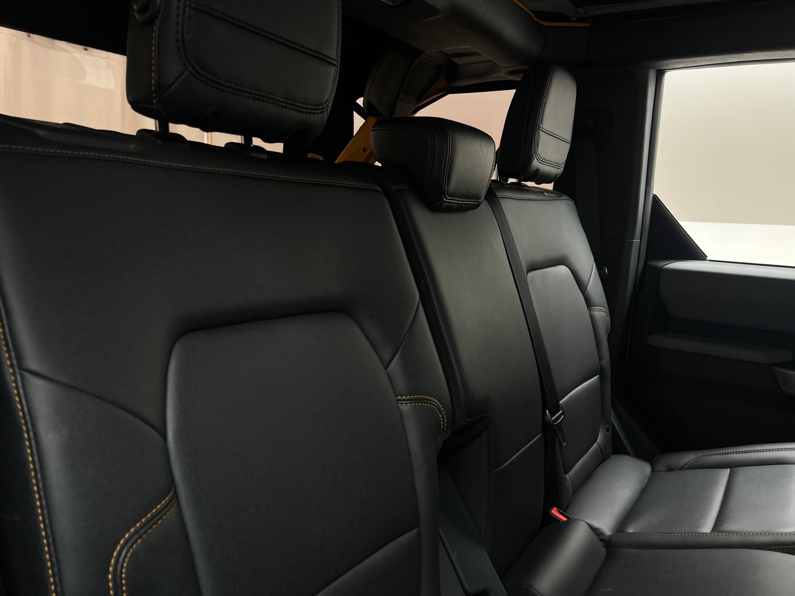 Thumbnail: 2021 Ford Bronco - 6