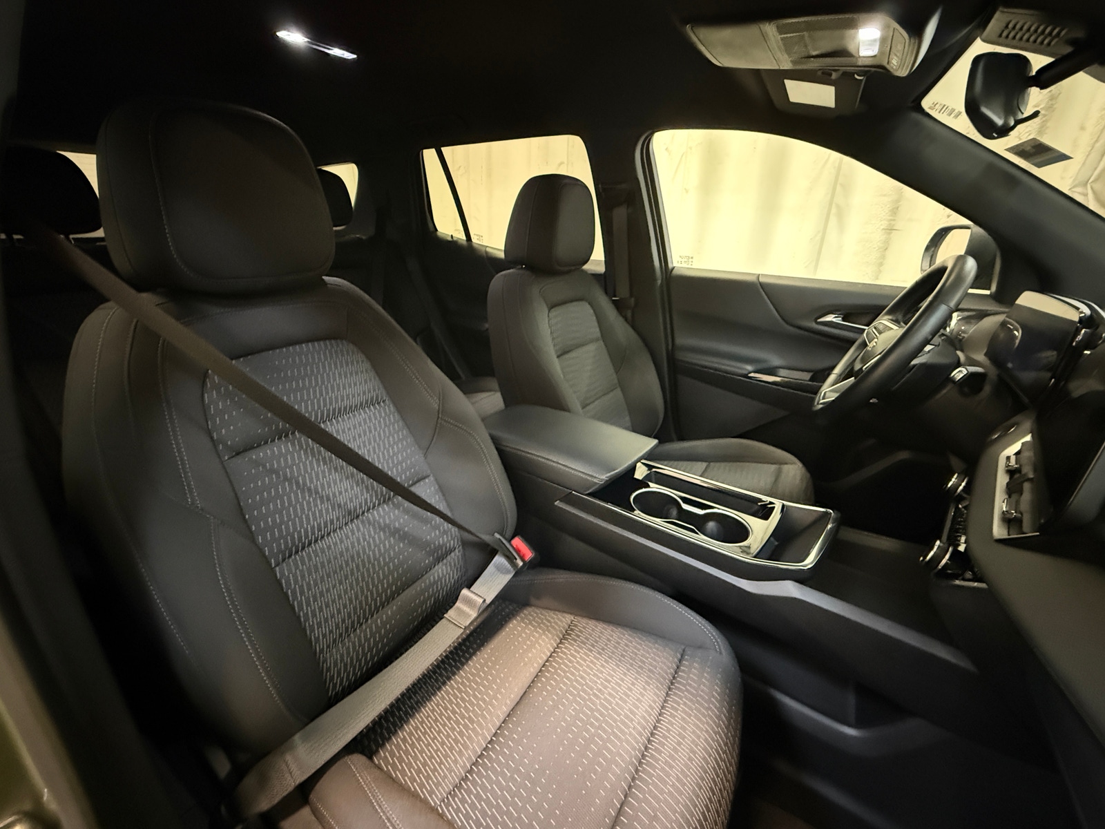 Thumbnail: 2025 Chevrolet Equinox - 2