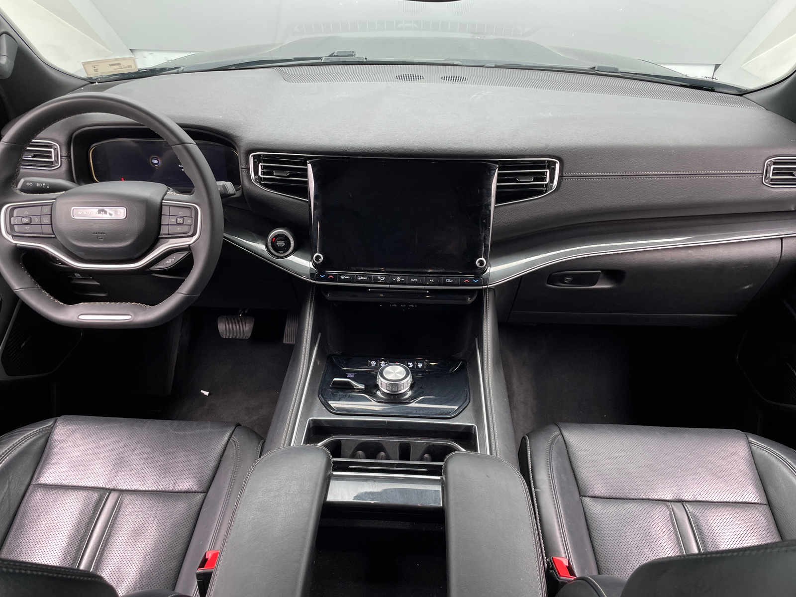 Thumbnail: 2022 Jeep Wagoneer - 2