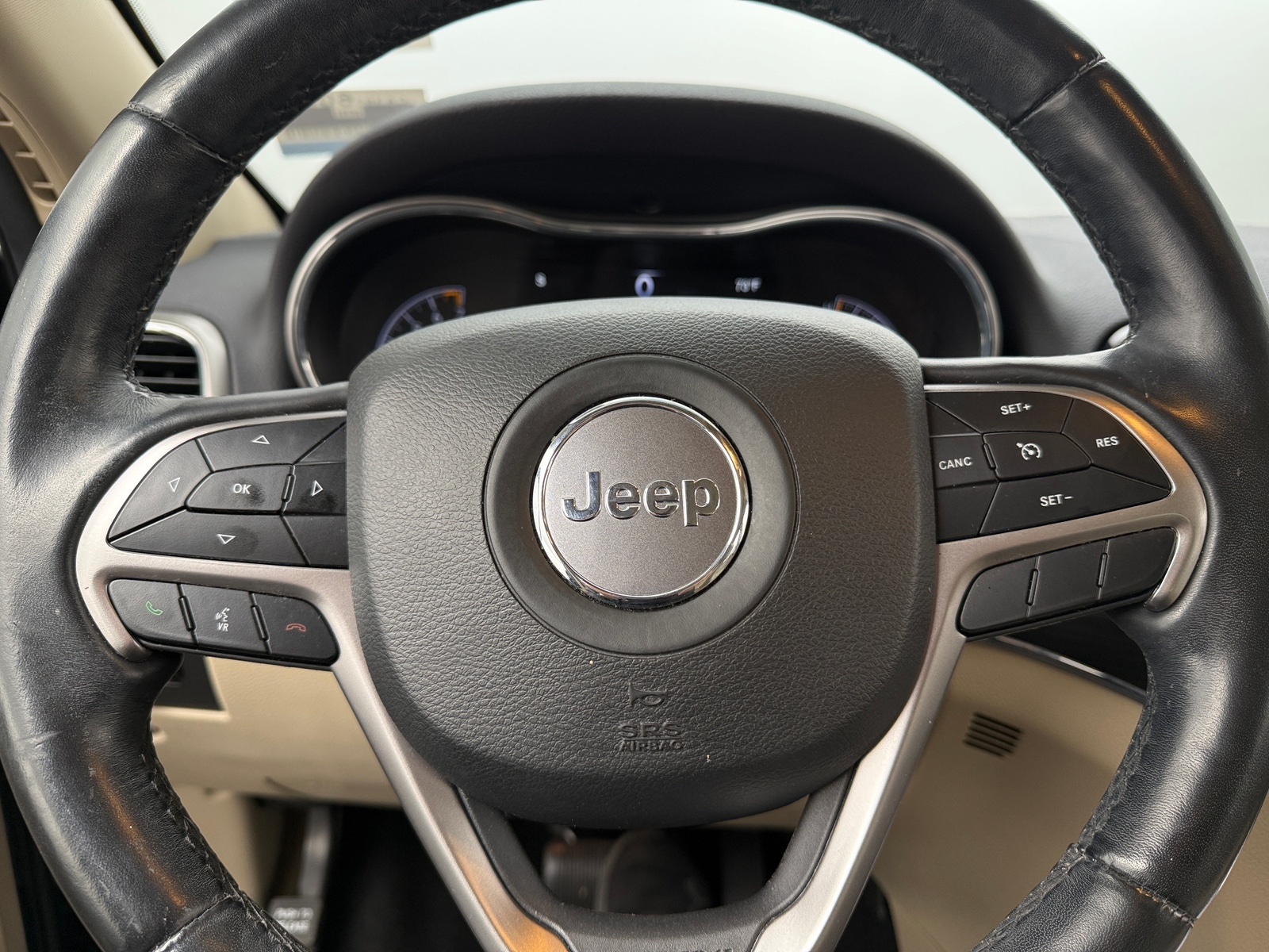 Thumbnail: 2021 Jeep Grand Cherokee - 4