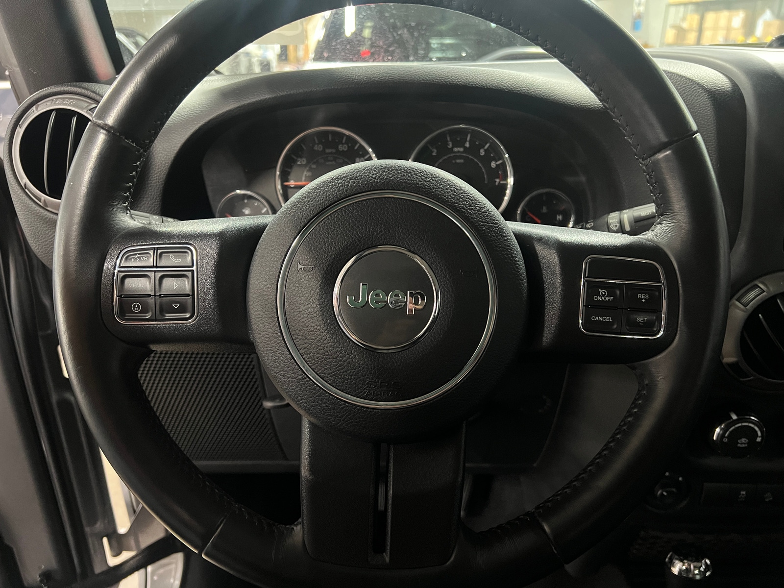 Thumbnail: 2016 Jeep Wrangler - 5