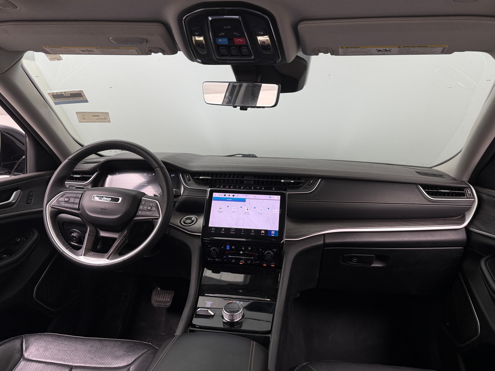 Thumbnail: 2023 Jeep Grand Cherokee L - 2