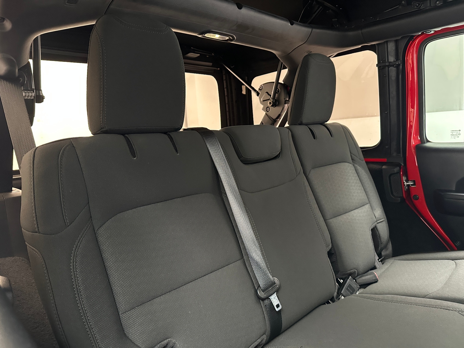 Thumbnail: 2021 Jeep Wrangler - 6