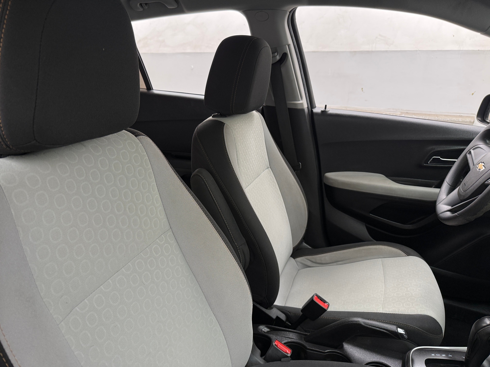 Thumbnail: 2019 Chevrolet Trax - 2