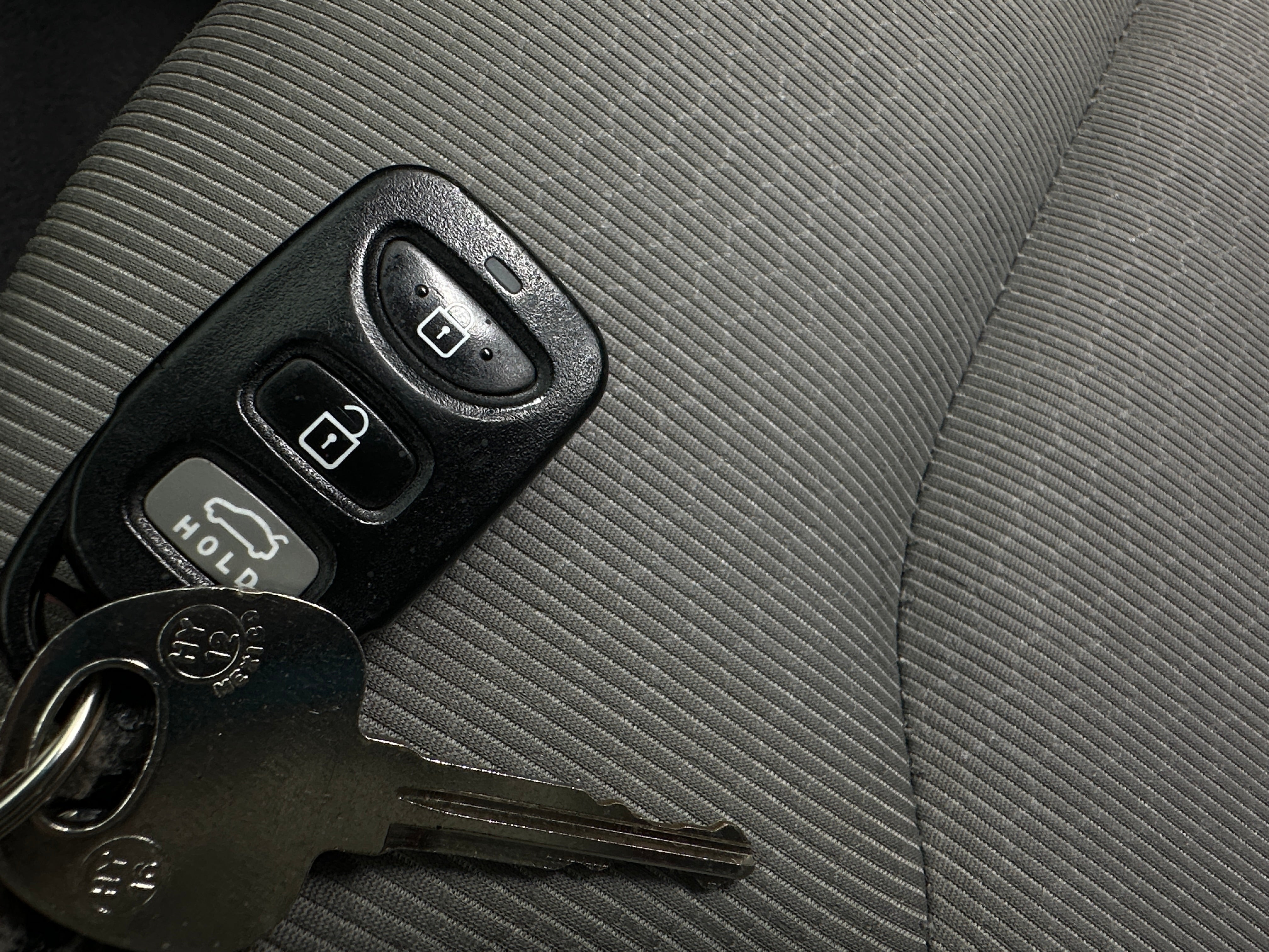 Used 2017 Hyundai Elantra SE with VIN 5NPD74LF2HH191455 for sale in Oak Creek, WI