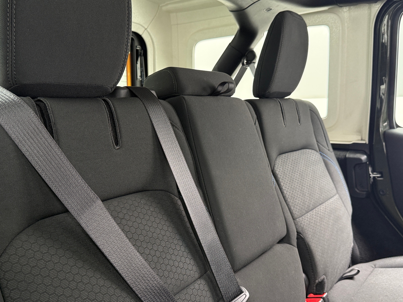 Thumbnail: 2022 Jeep Wrangler - 6