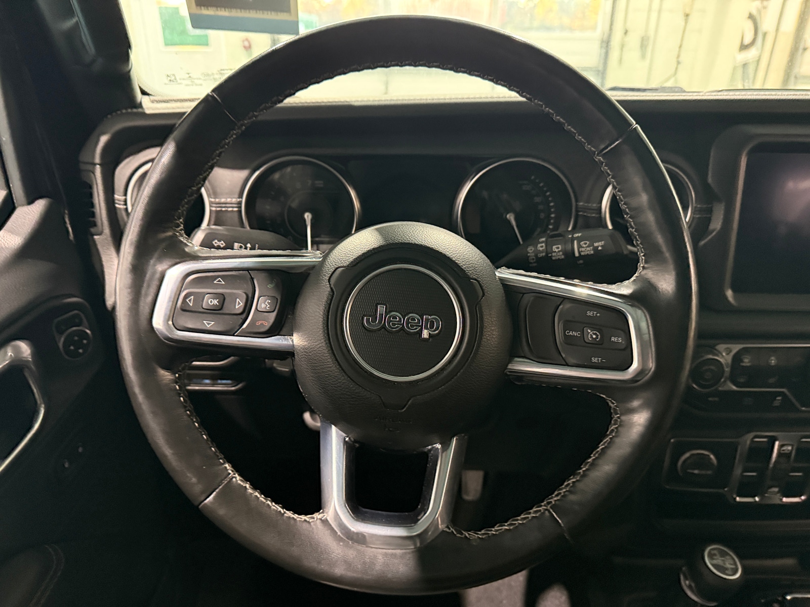 Thumbnail: 2023 Jeep Wrangler - 4