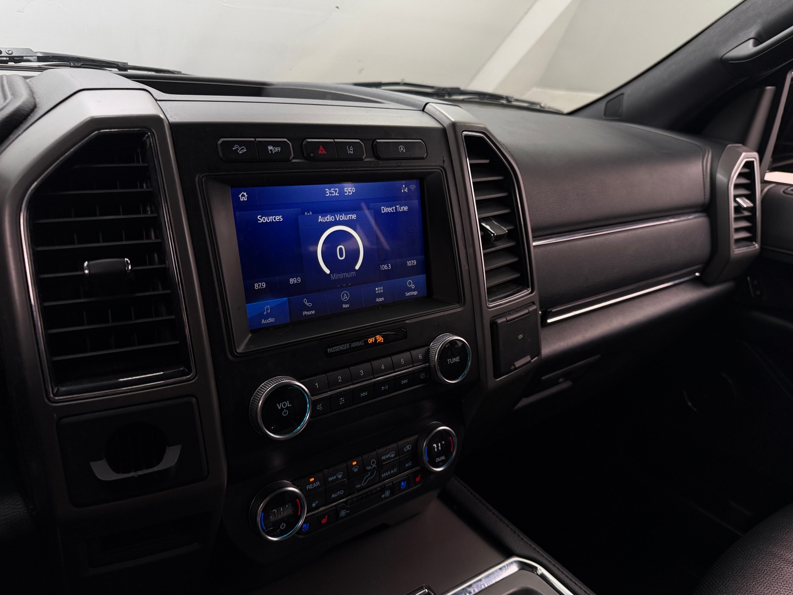 Thumbnail: 2020 Ford Expedition - 4