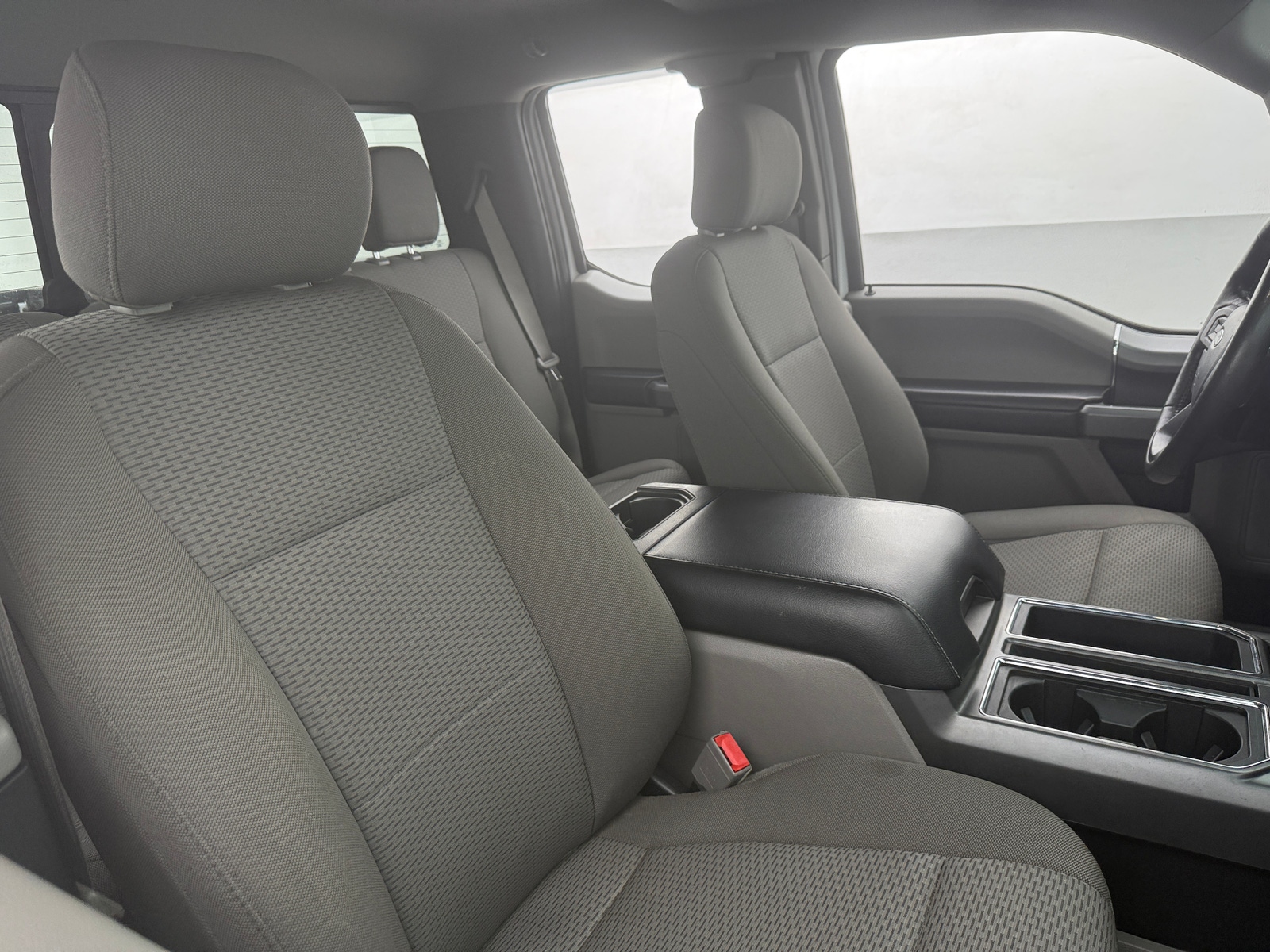 Thumbnail: 2019 Ford Econoline - 2