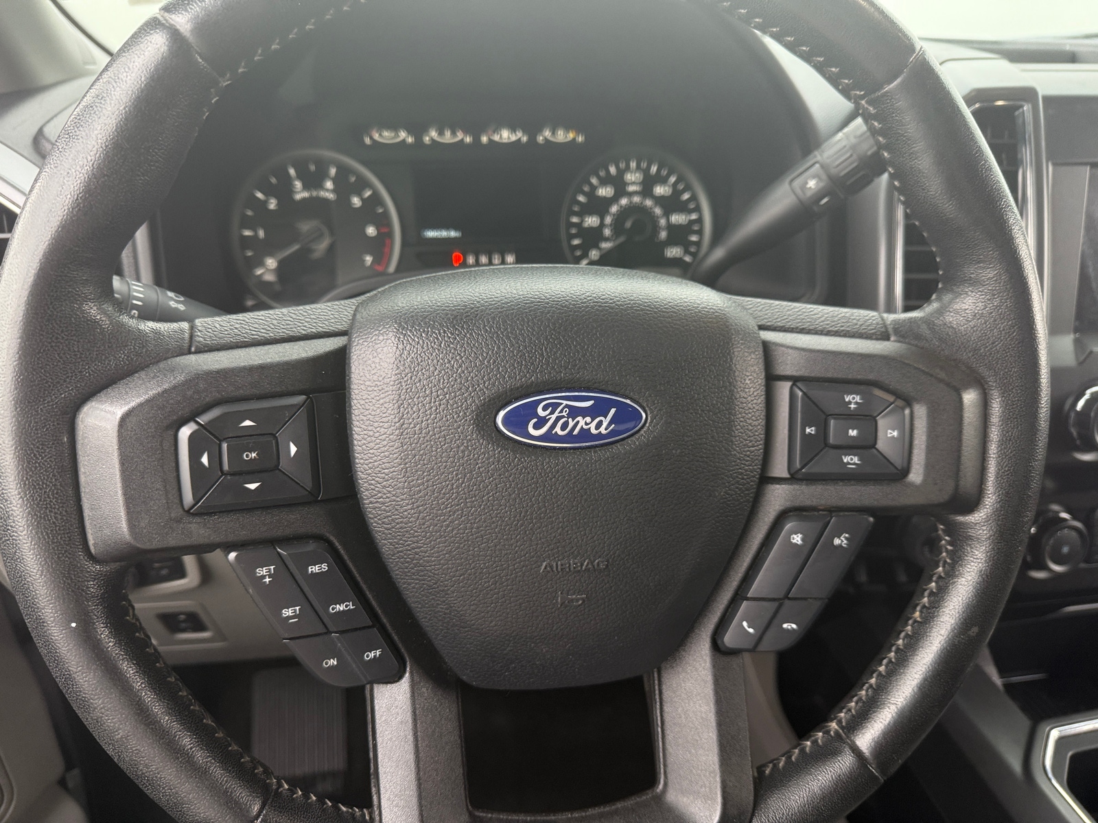 Thumbnail: 2019 Ford Econoline - 5