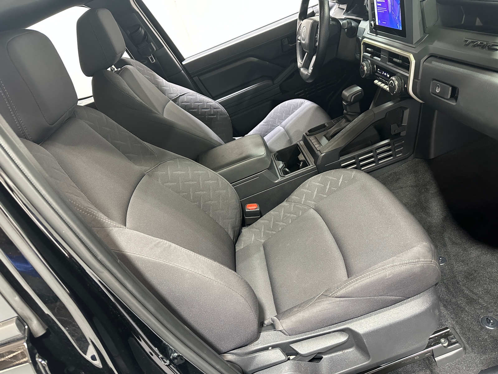 Thumbnail: 2025 Toyota Tacoma - 2