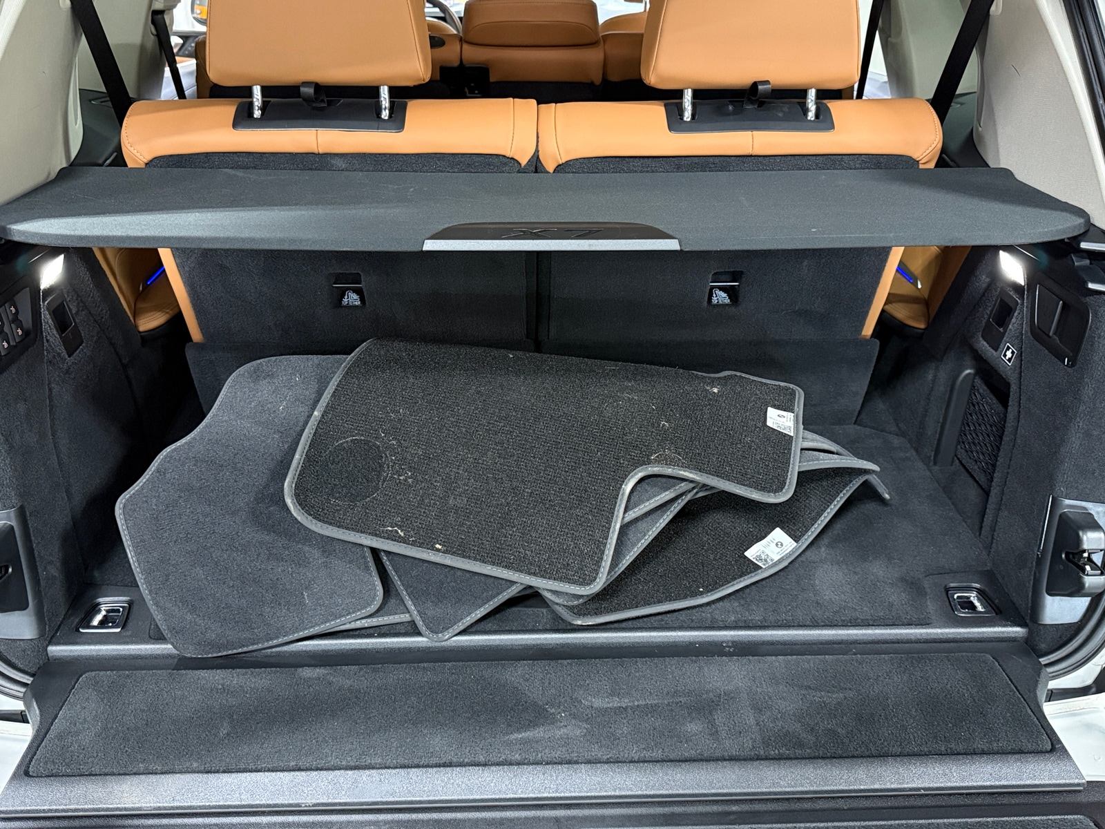 Thumbnail: 2023 BMW X7 - 6