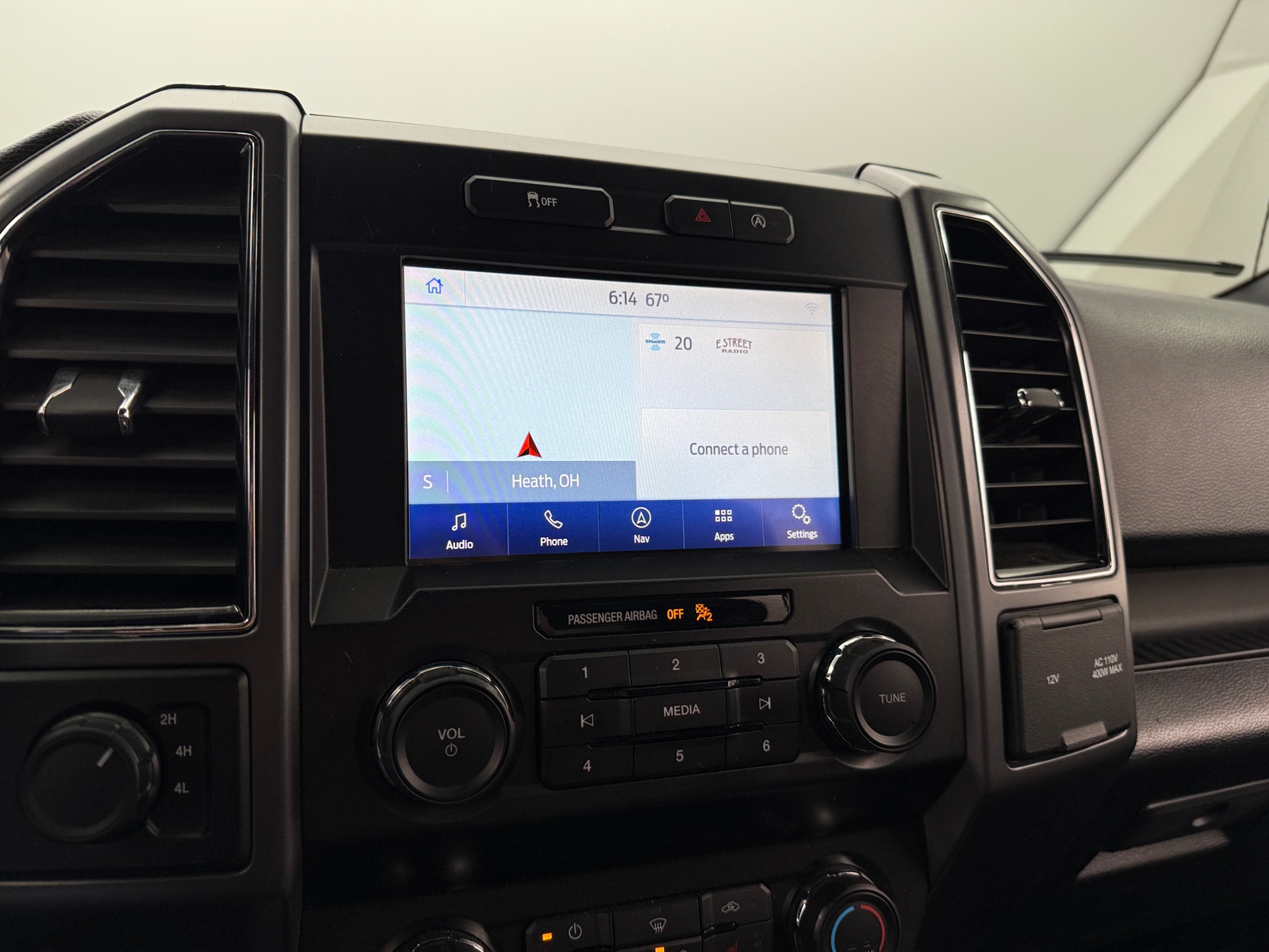 Thumbnail: 2020 Ford Econoline - 4