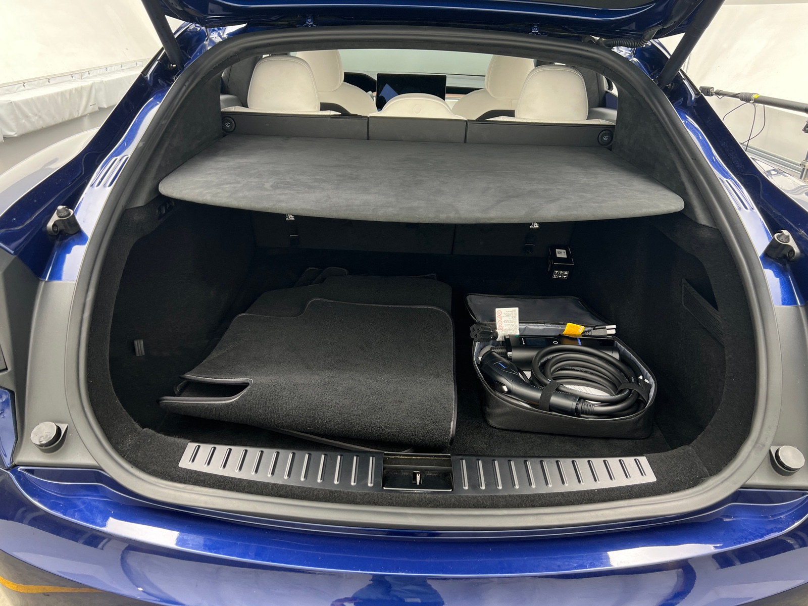 Thumbnail: 2022 Tesla Model S - 6