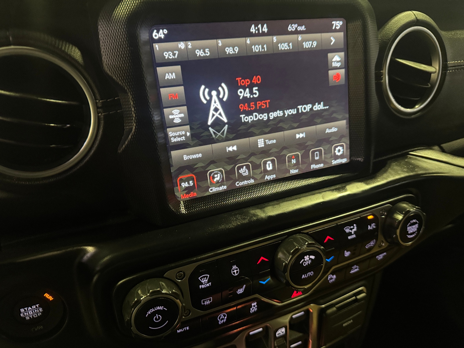 Thumbnail: 2020 Jeep Gladiator - 3