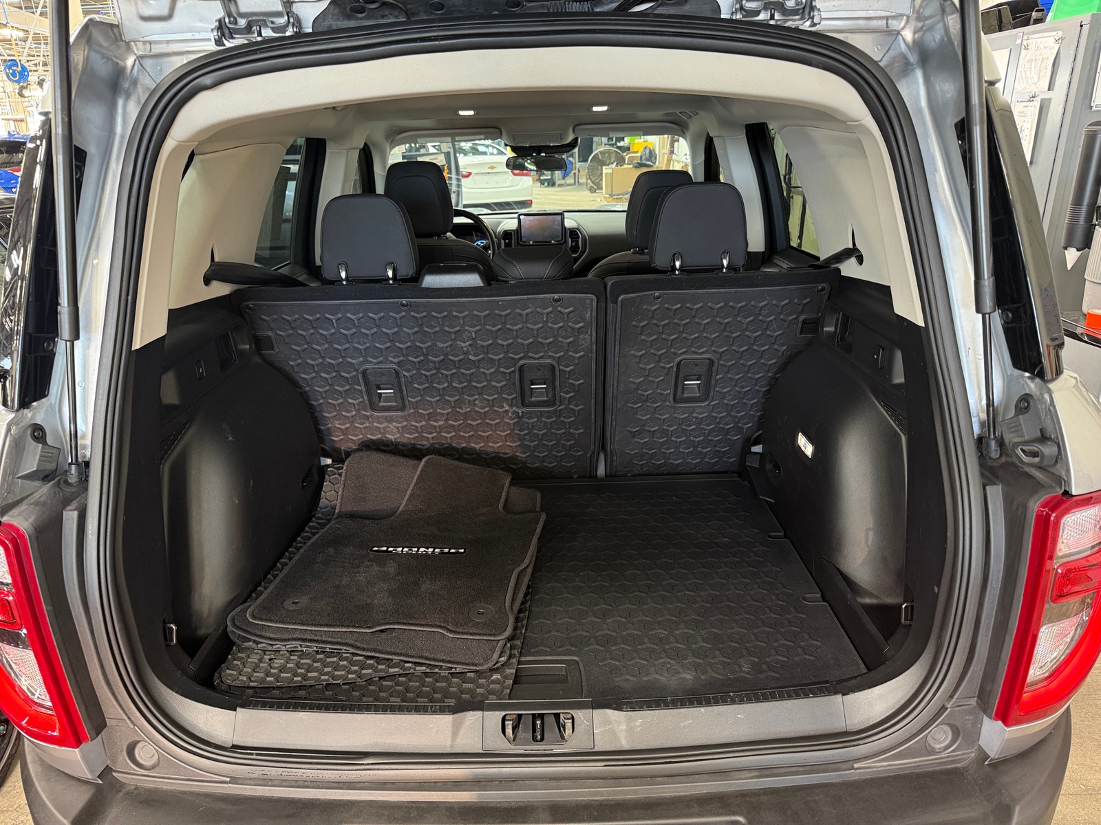 Thumbnail: 2021 Ford Bronco Sport - 7