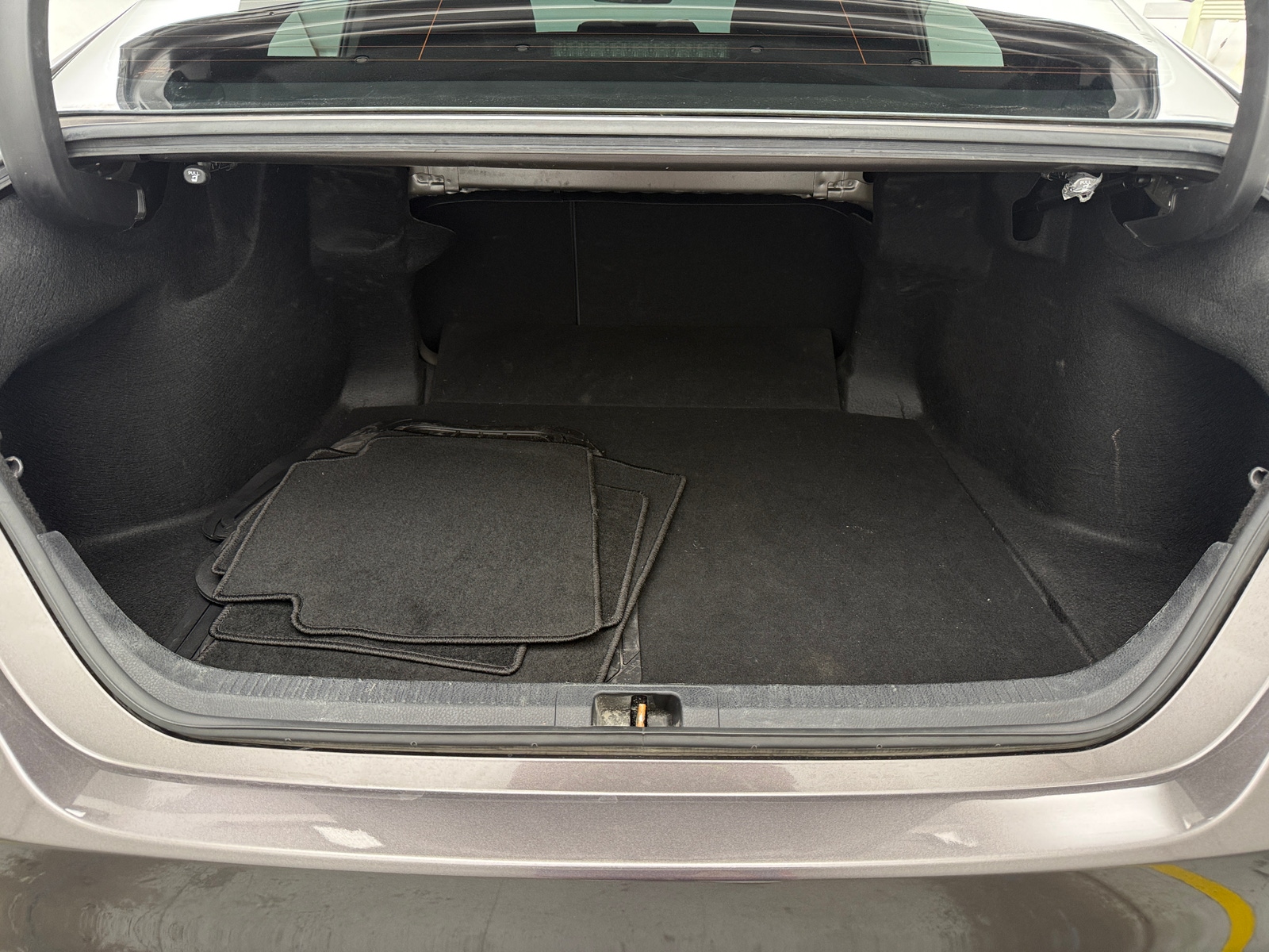 Thumbnail: 2022 Toyota Camry - 7