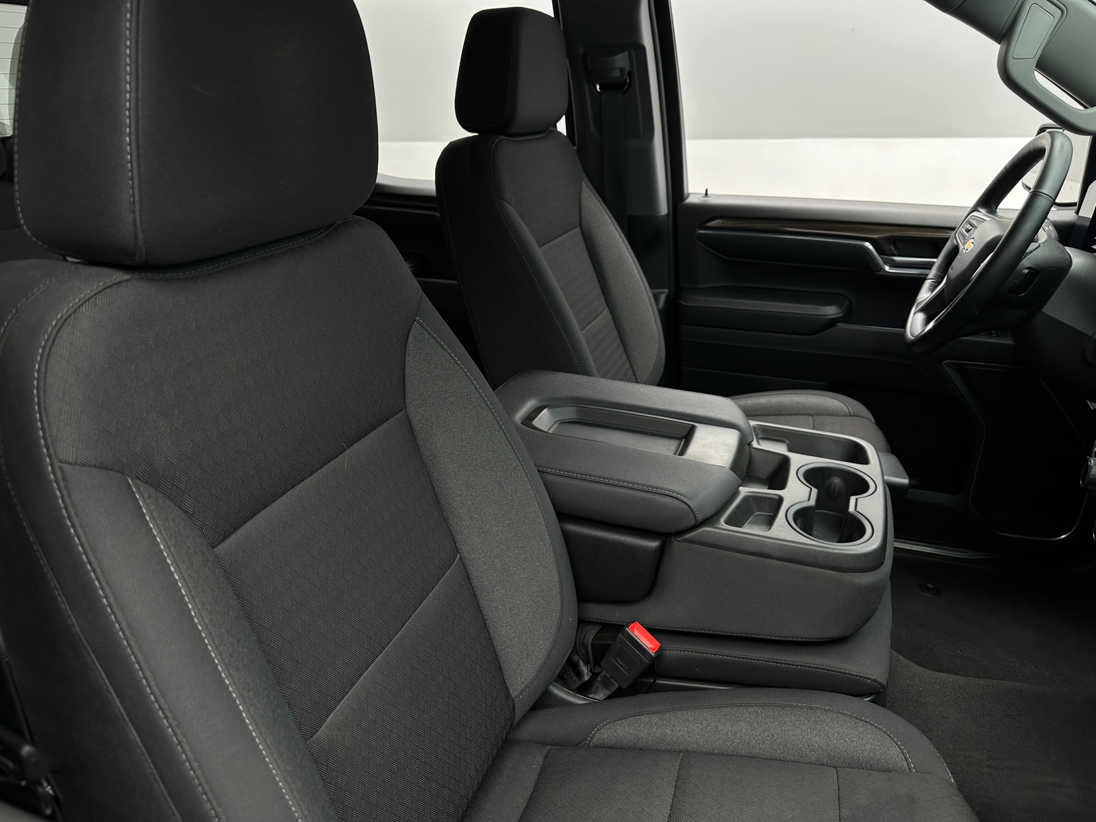 Thumbnail: 2024 Chevrolet Silverado 1500 - 2