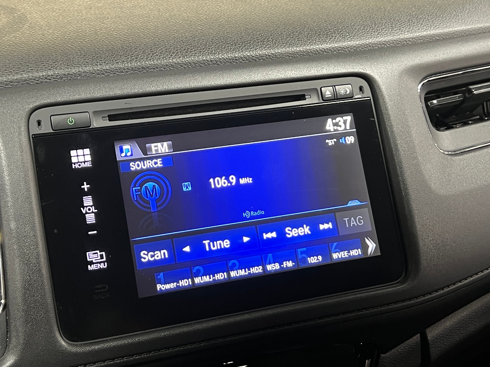 Thumbnail: 2017 Honda HR-V - 3