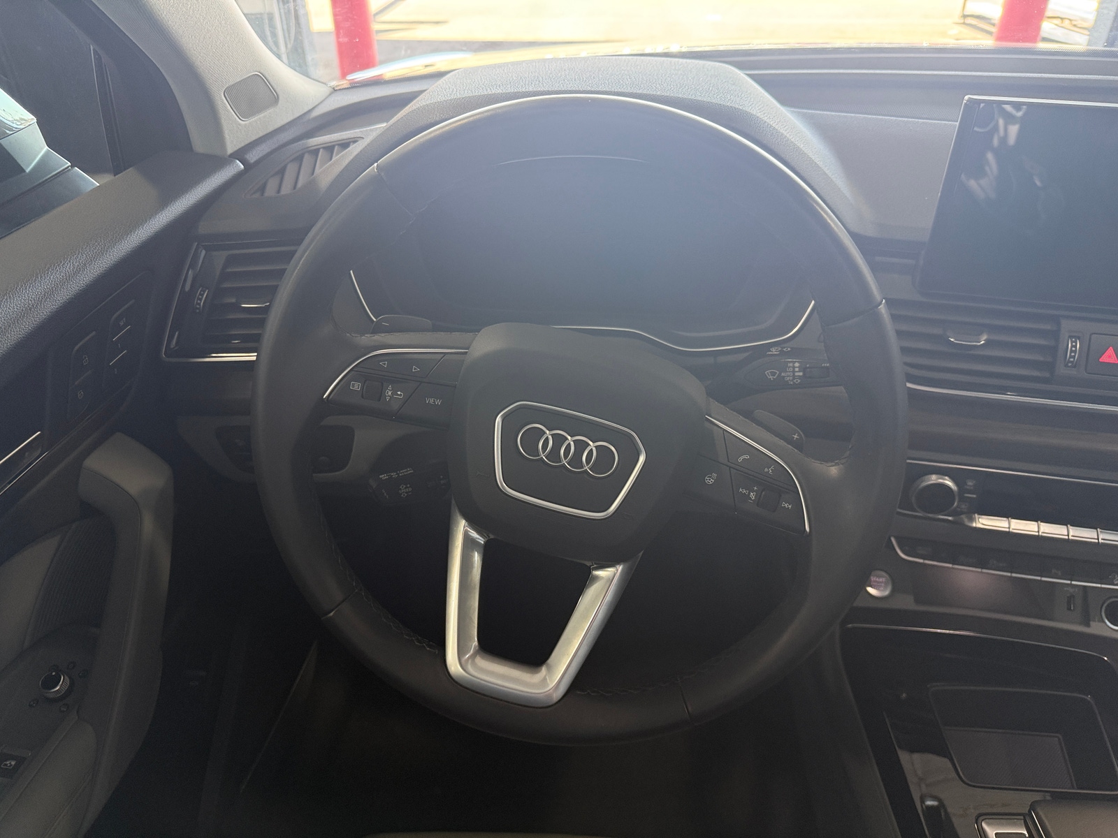 Thumbnail: 2023 Audi Q5 - 4