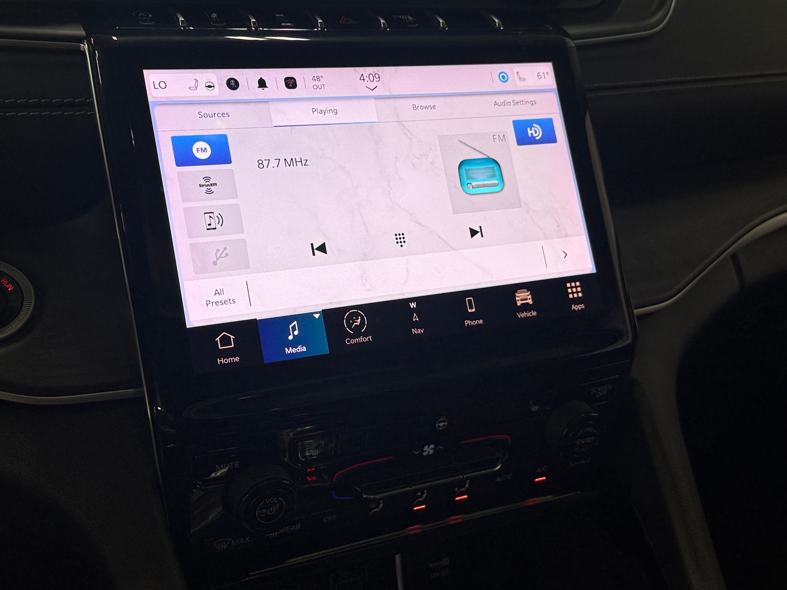 Thumbnail: 2022 Jeep Grand Cherokee L - 3